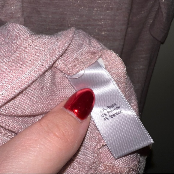 Jennifer Lopez JLO Pink Shimmer Cold Shoulder Top NWT – Large - Picture 7 of 8